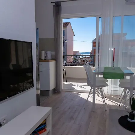 Marin 1 Апартаменты Каштела